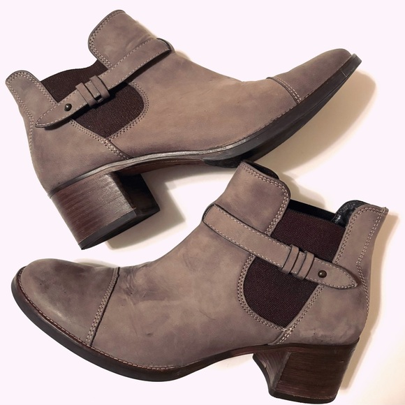PAUL GREEN Handmade in AUSTRIA, Suede Ankle Boot, Women’s Size 8 US. Buckle‎ Fit - Picture 1 of 13